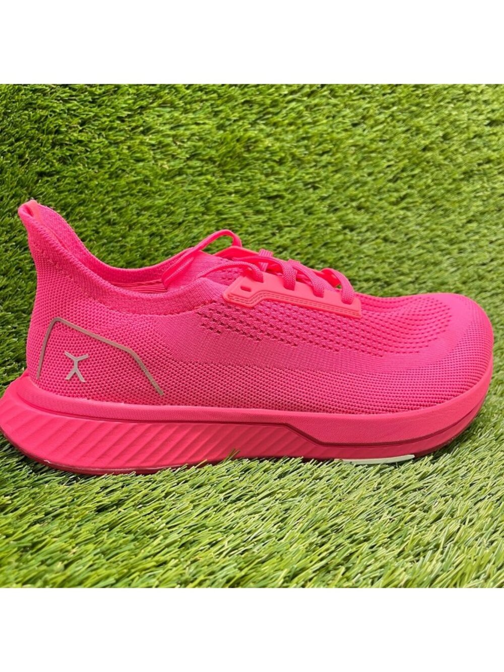 Flux Footwear Adapt Runner Neon Pink Mens Size 10 Athletic Knit Shoes Sneakers